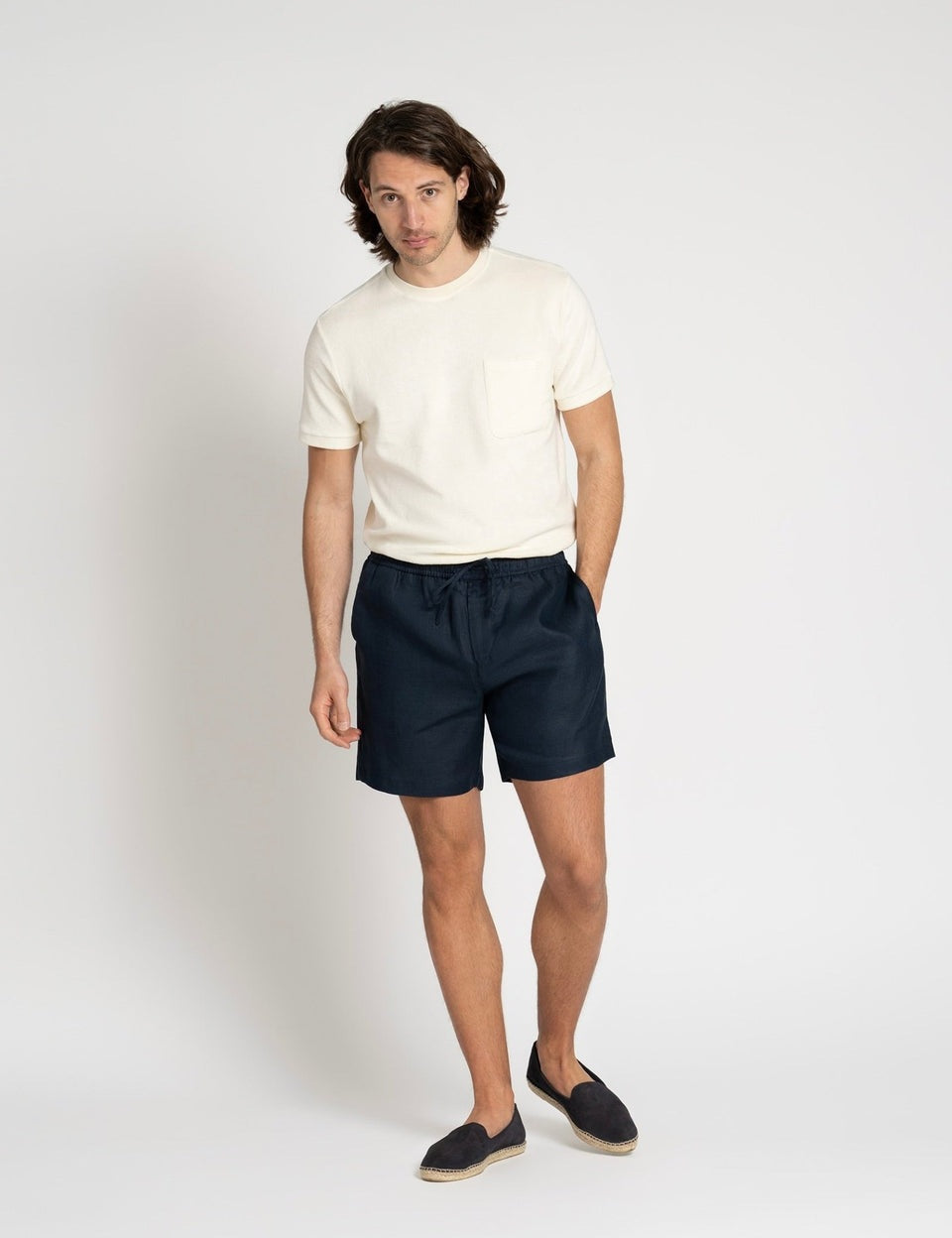 linen-drawstring-shorts-navy-577168.jpg