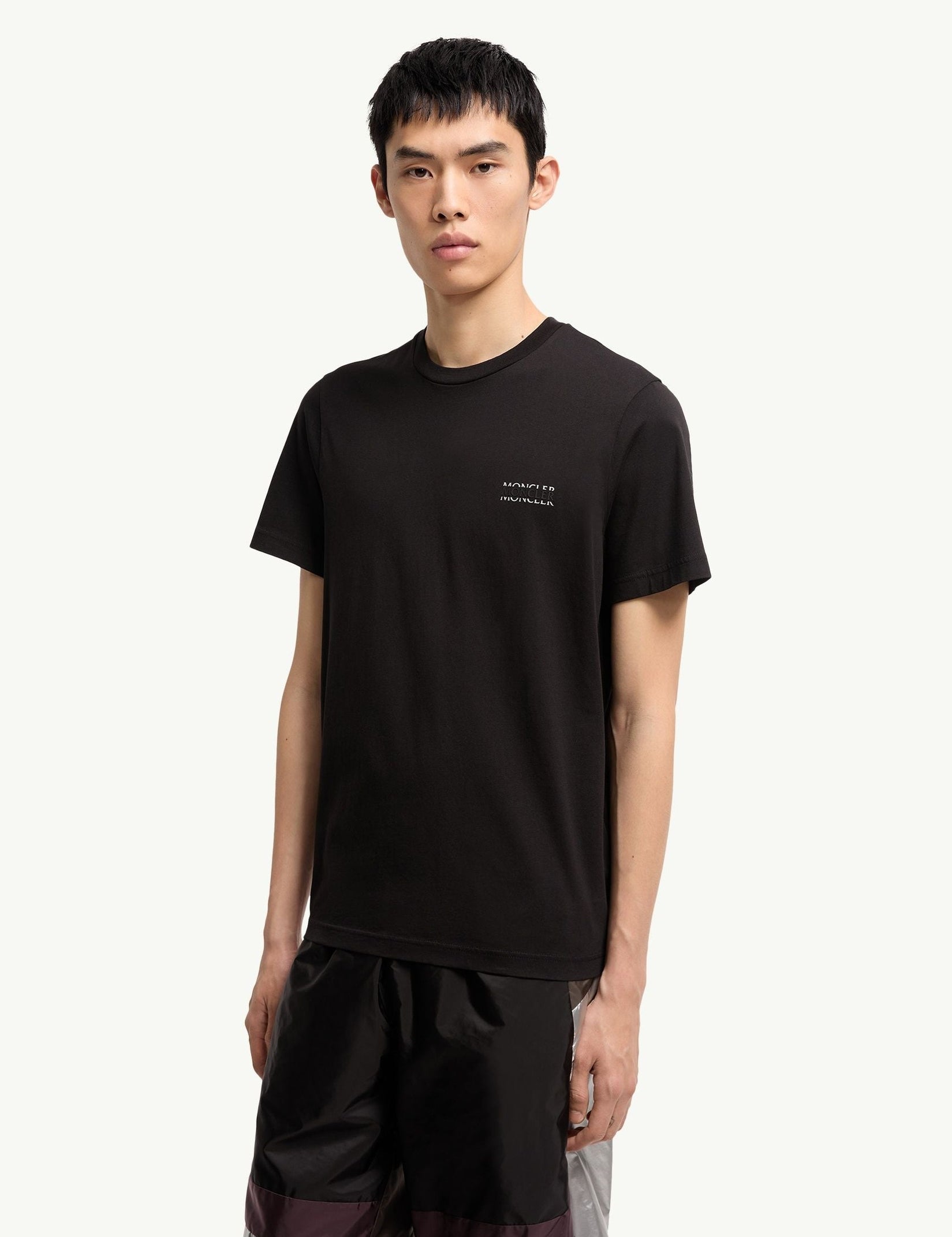 logo-cotton-jersey-t-shirt-men-black-moncler-3.jpg