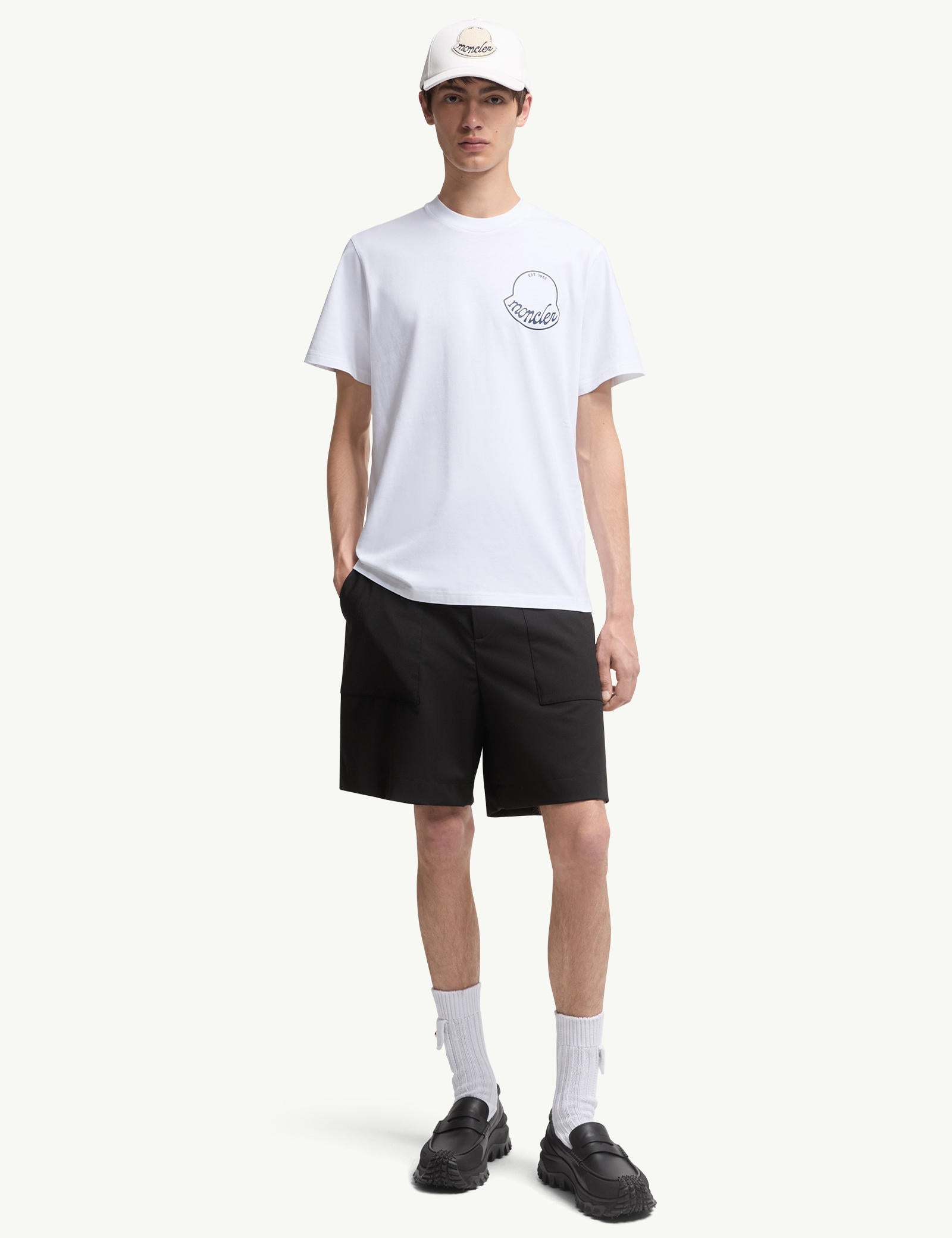 logo-cotton-t-shirt-men-white-moncler-0.jpg