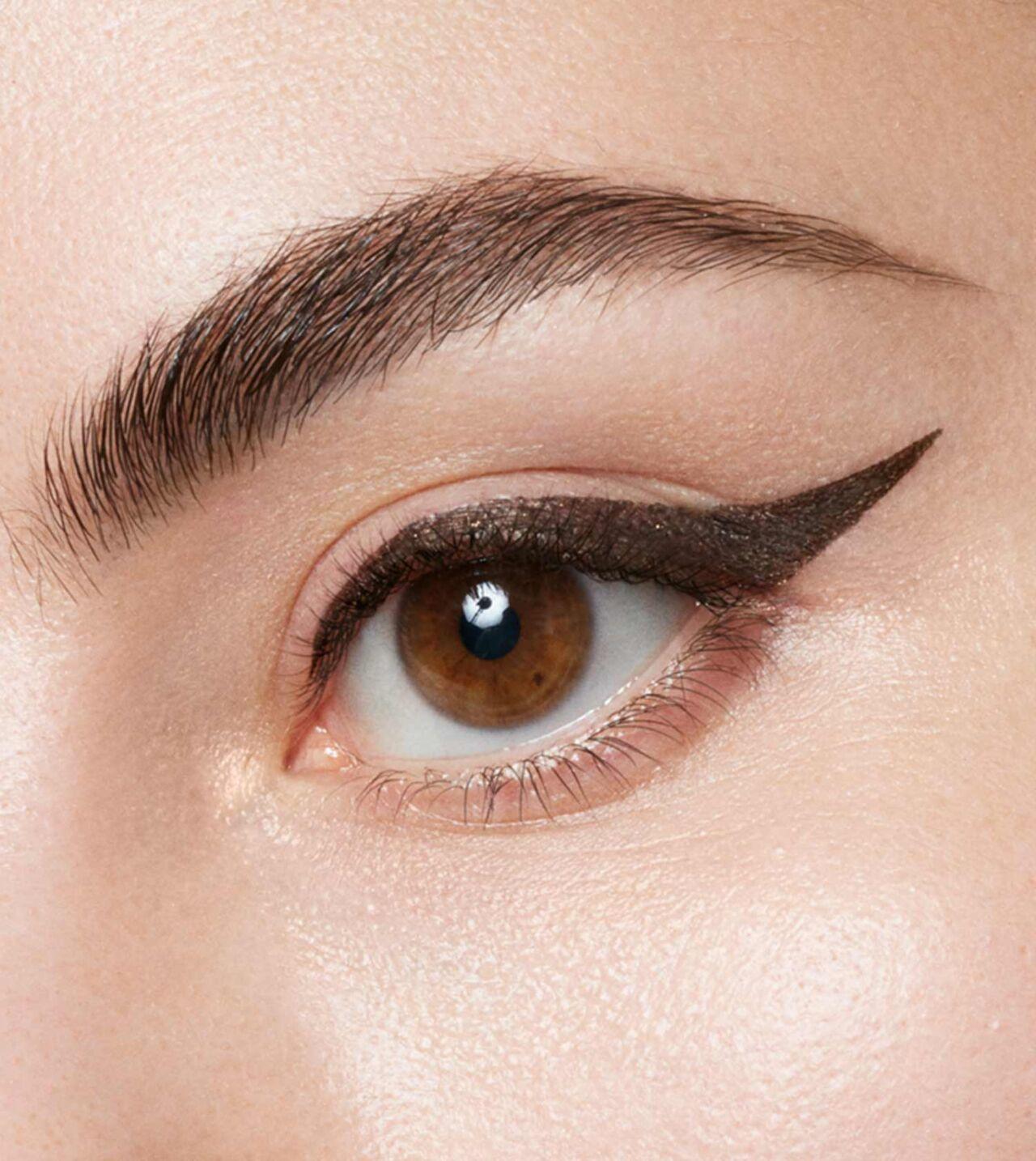 Pratical brown Eyeliner