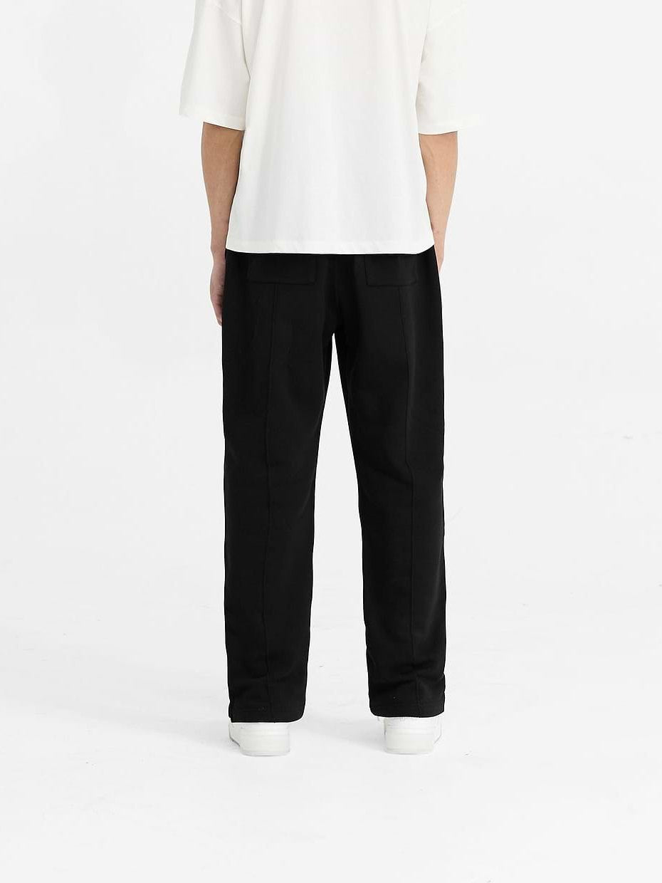 Initial sweatpants