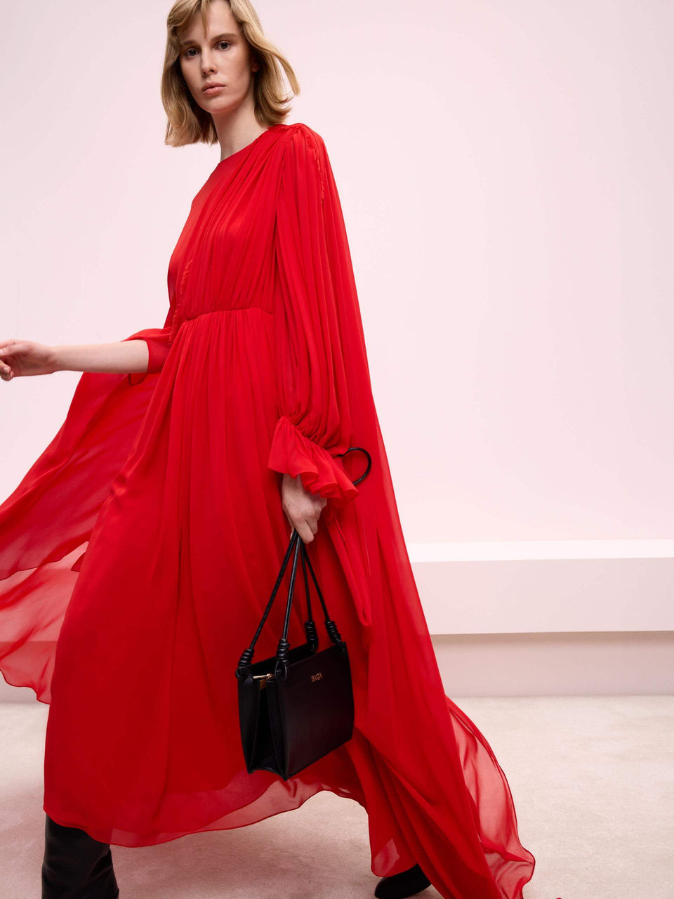 RED DRESS WITH PLEATED DETAIL