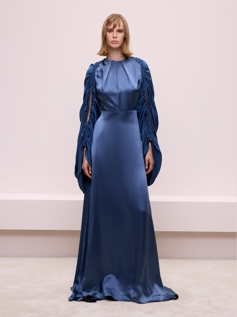 Long sleeve tie dress