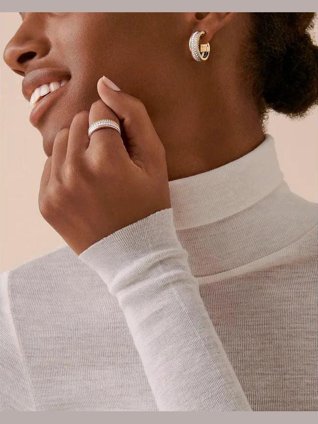 Quatre white edition small ring