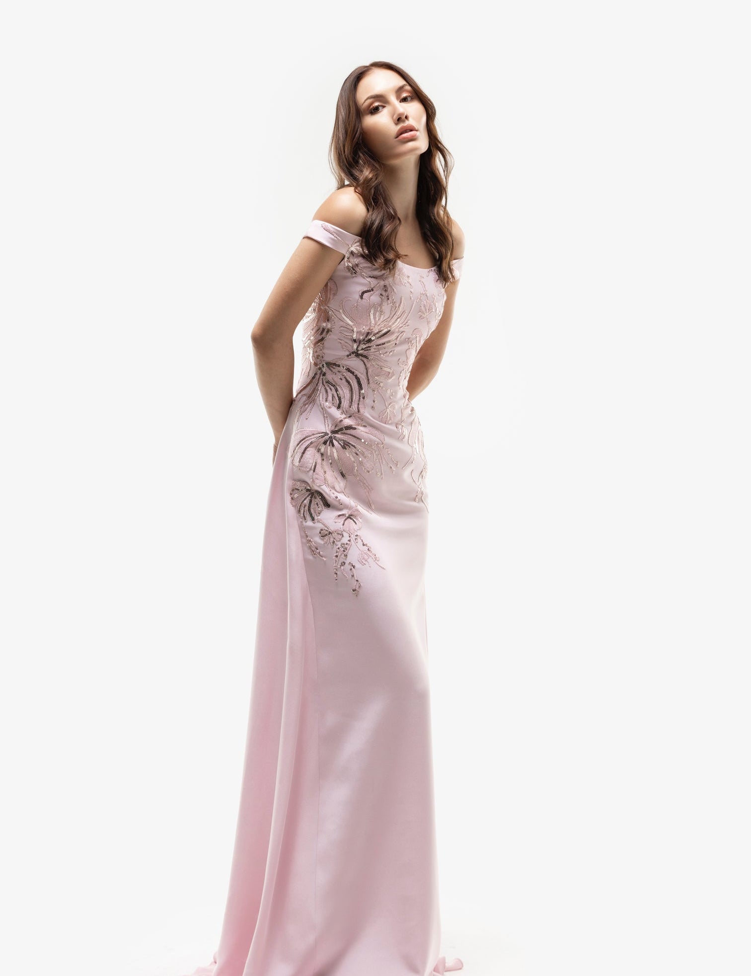 saiidkobeisy-rtw-evening-ss-na-2026-059-pink-lr-lookbook-picture-na-front-general_1512x_aa0d836c-615f-4eb6-bc38-ed0a1c0932d1.jpg