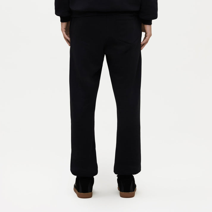 SIGNATURE SWEATPANTS