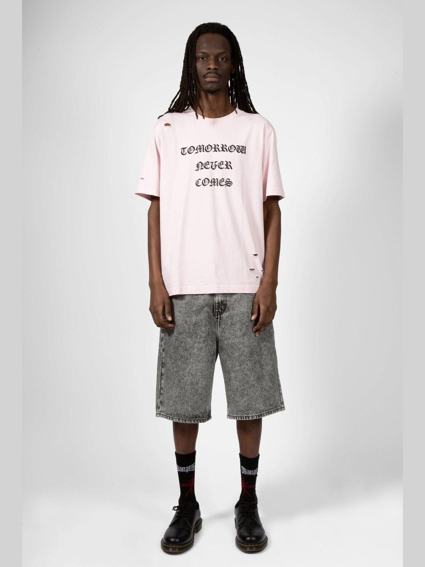 Destroy never comes t-shirt