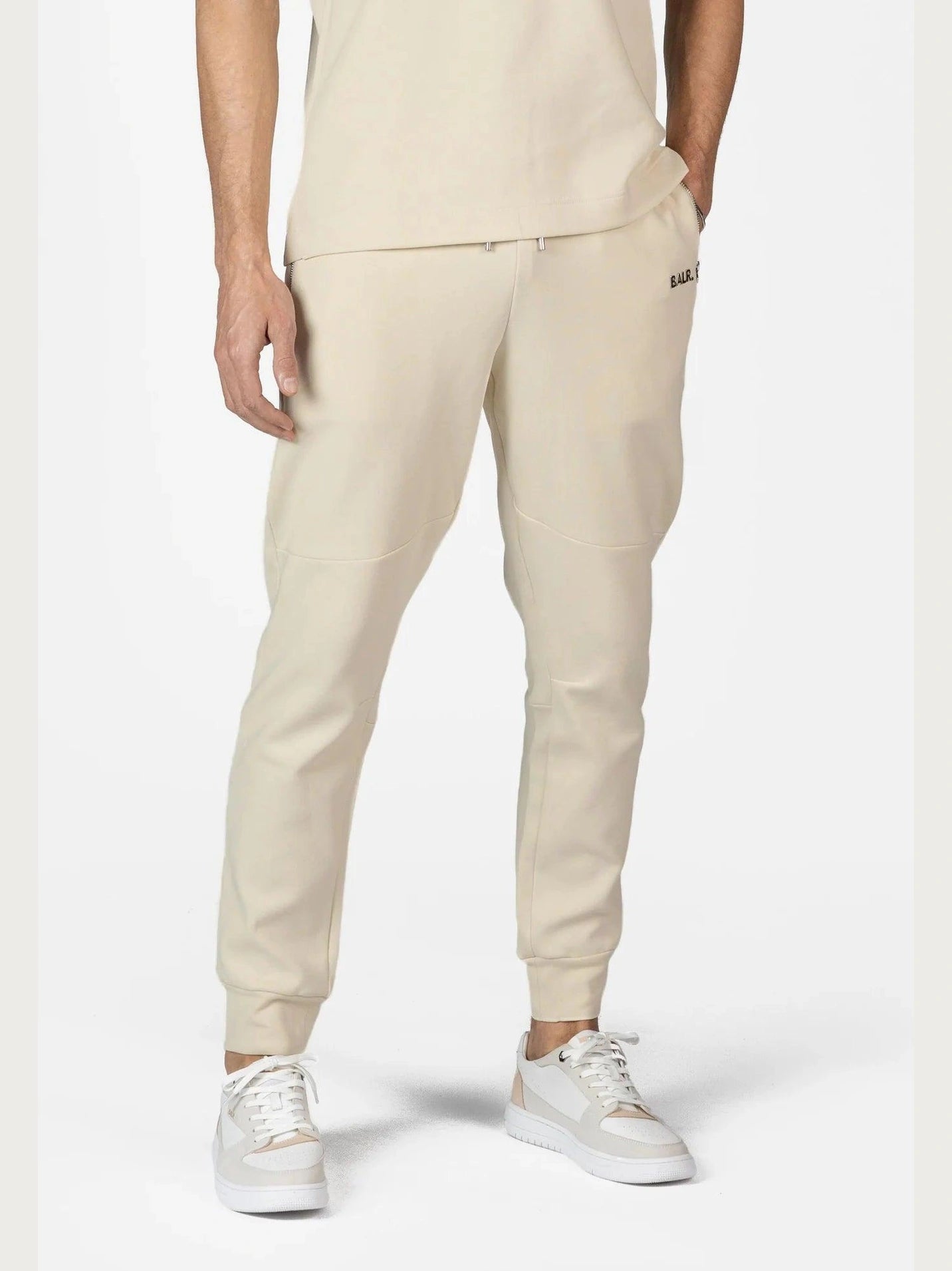 Q-series regular fit jogger
