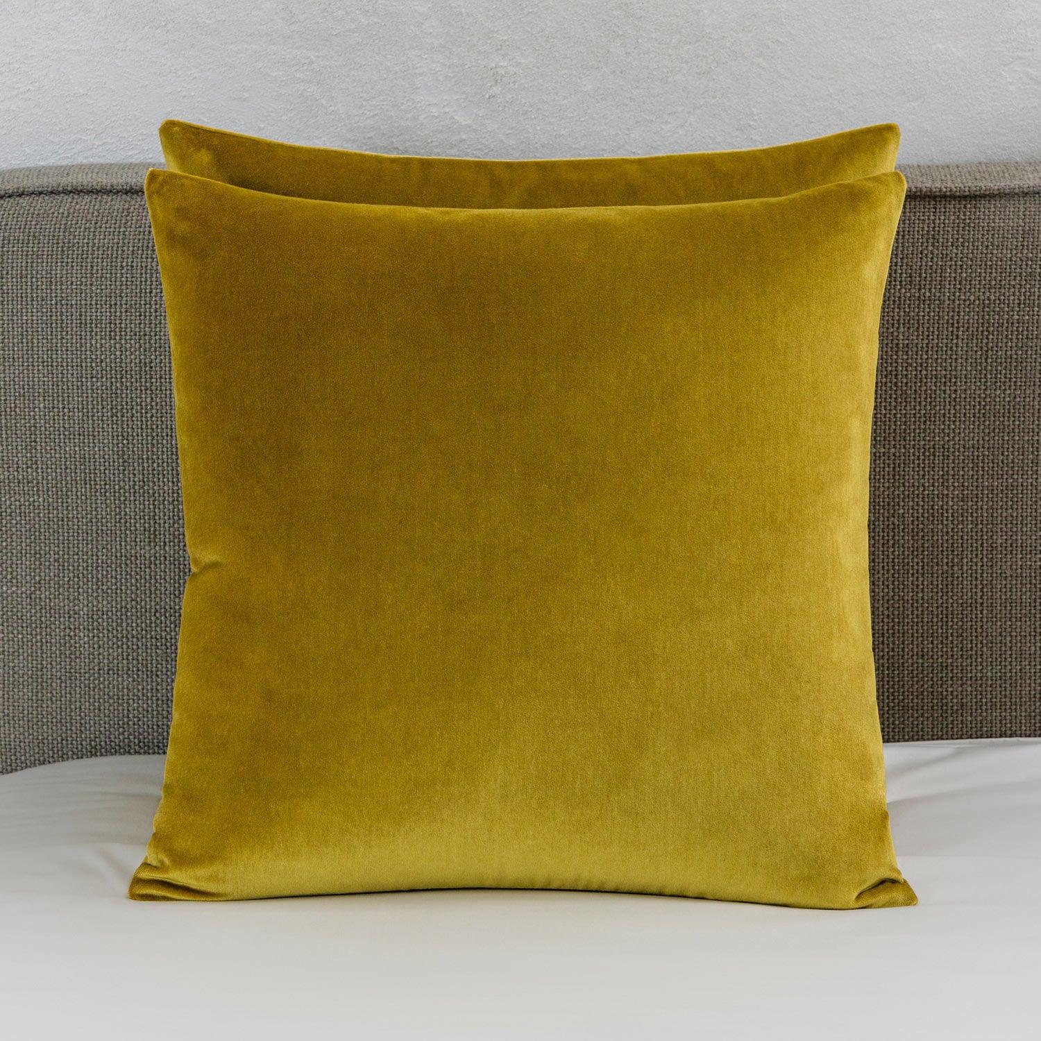 LUX.SILK VELVET - CUSHION W/ZIP