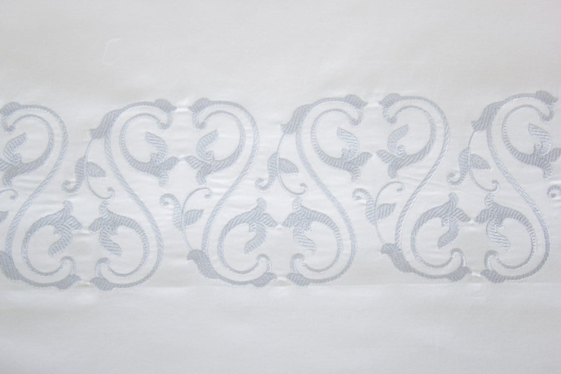 Medallion Lace Boudoir Sham