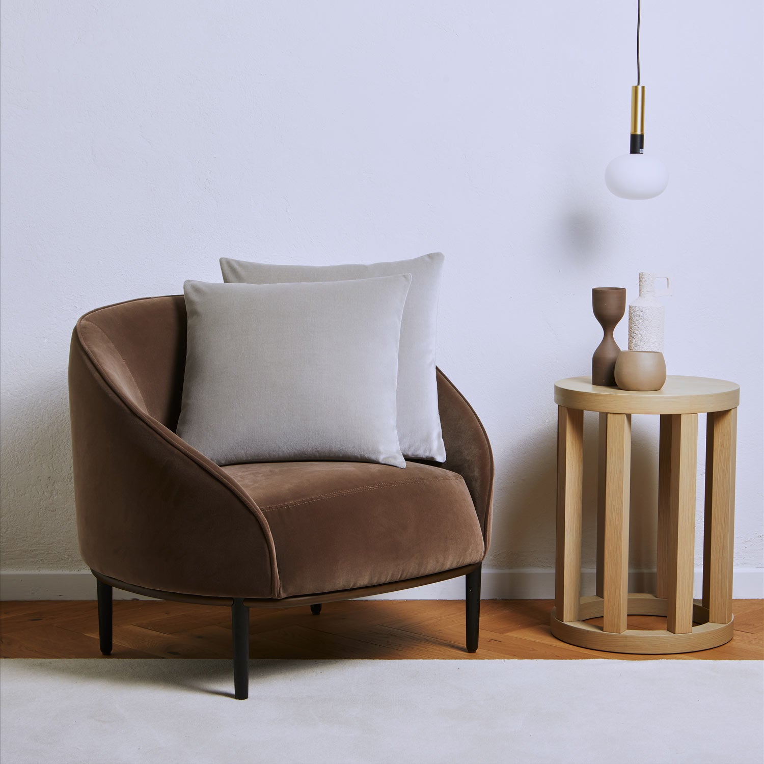 LUX.SILK VELVET - CUSHION W/ZIP