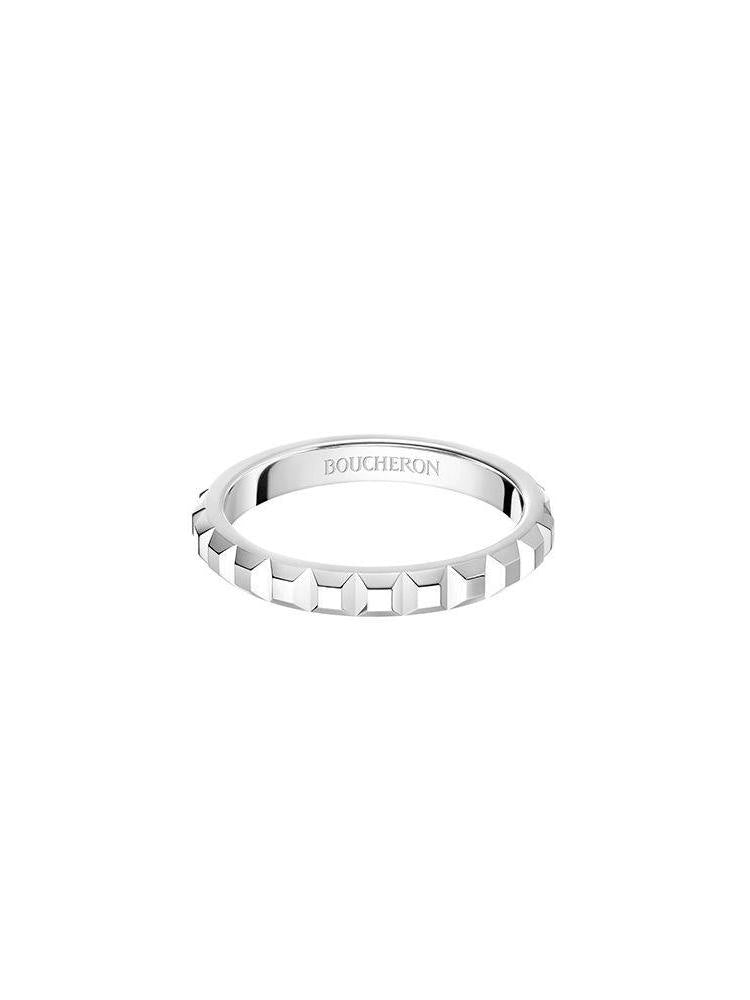 Clou de paris platinum wedding band