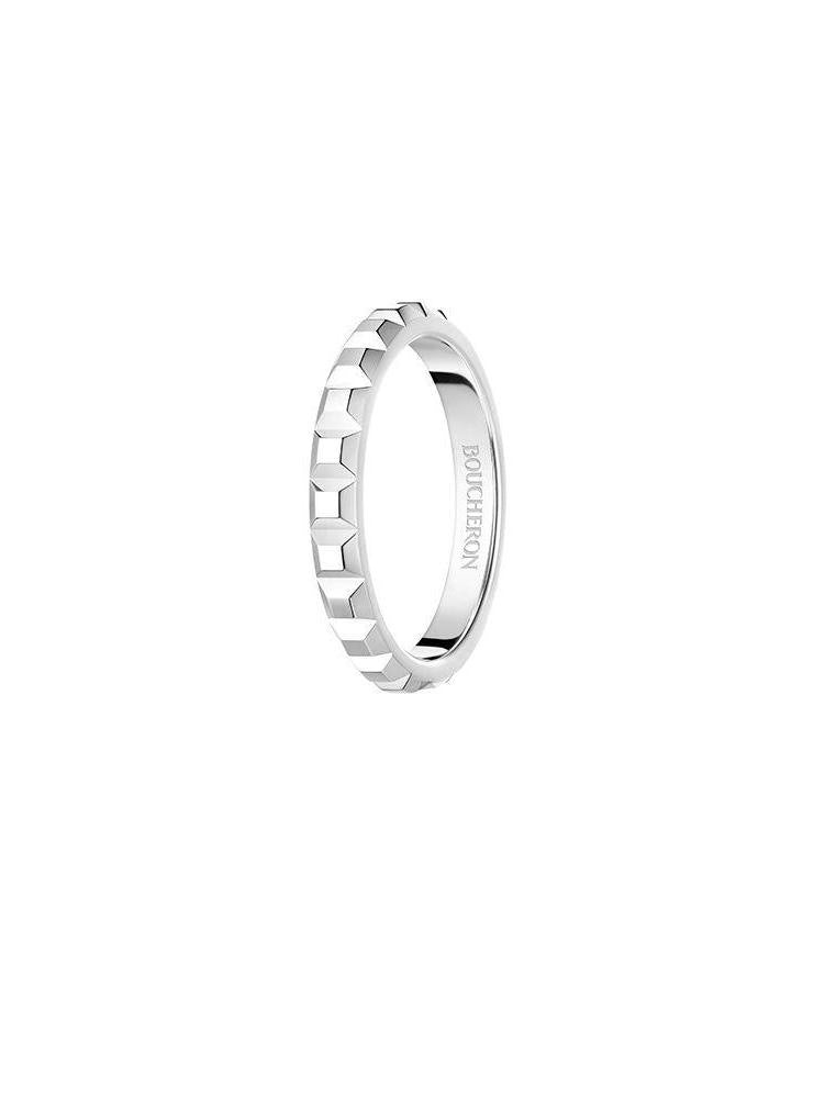Clou de paris platinum wedding band