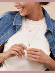 Quatre white edition tie necklace, small model